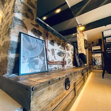 Apartman Calm Stone House Elemm Kasztoriá