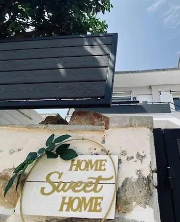 Calm Stone House Elemm Apartman Kasztoriá