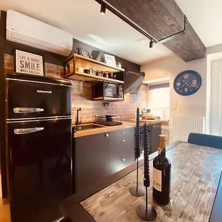 Calm Stone House Elemm Lejlighed Kastoria