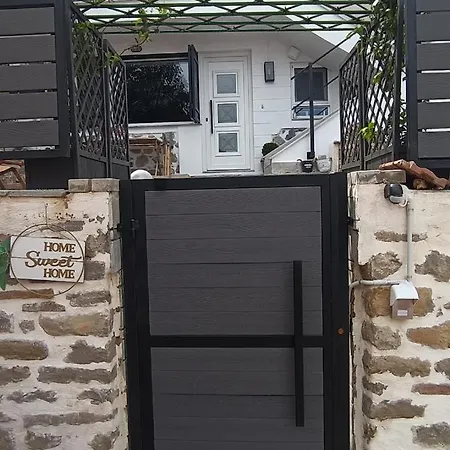Apartman Calm Stone House Elemm *