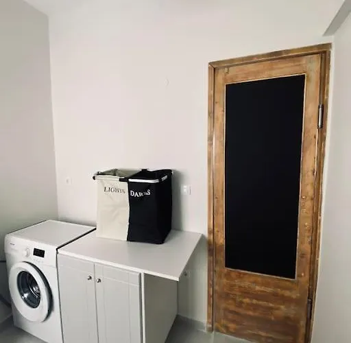 Apartamento Calm Stone House Elemm *