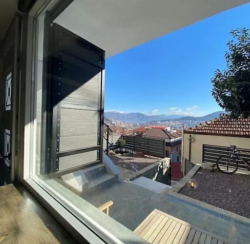 Calm Stone House Elemm