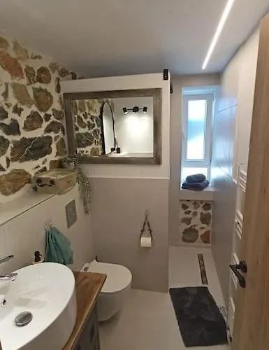 Apartamento Calm Stone House Elemm